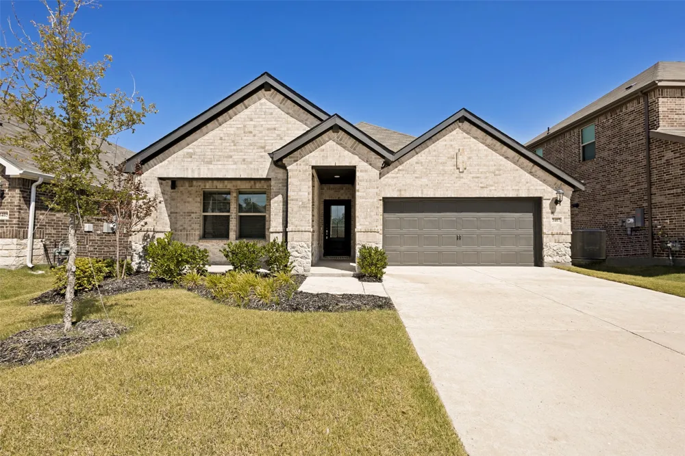 3407 Pat Mayse Drive Farmersville, TX 75442