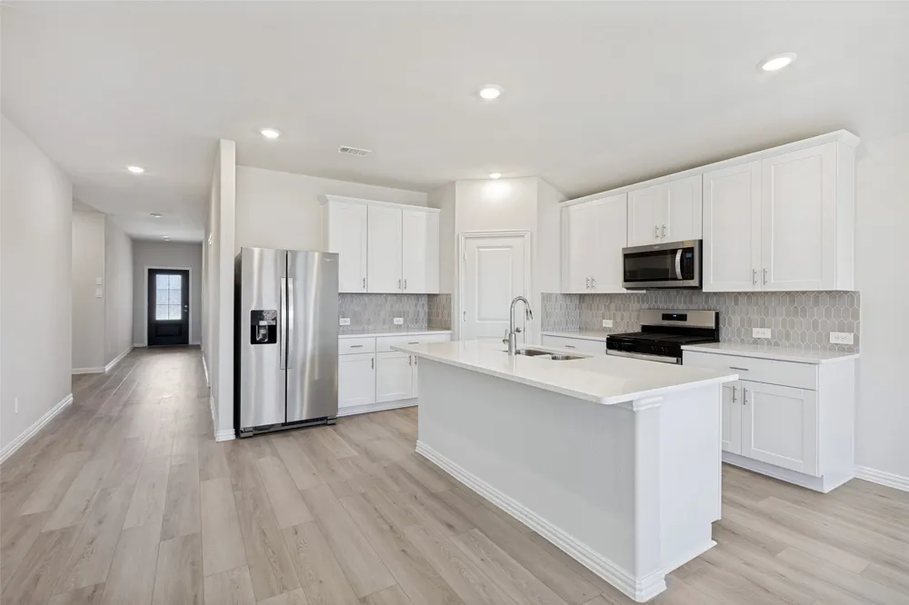 3407 Pat Mayse Drive Farmersville, TX 75442