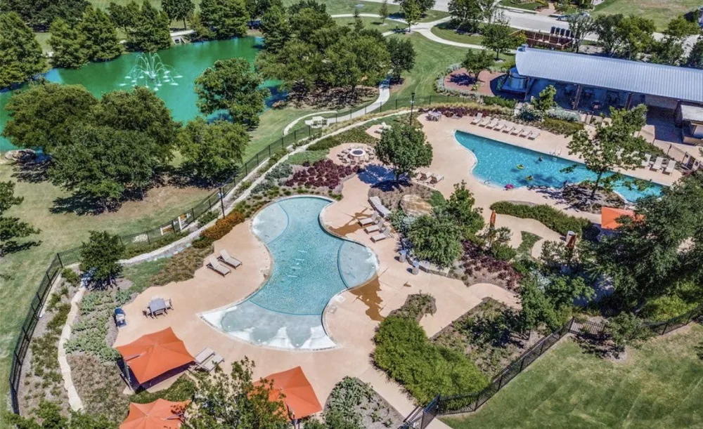 4404 Lake View Road Oak Point, TX 75068