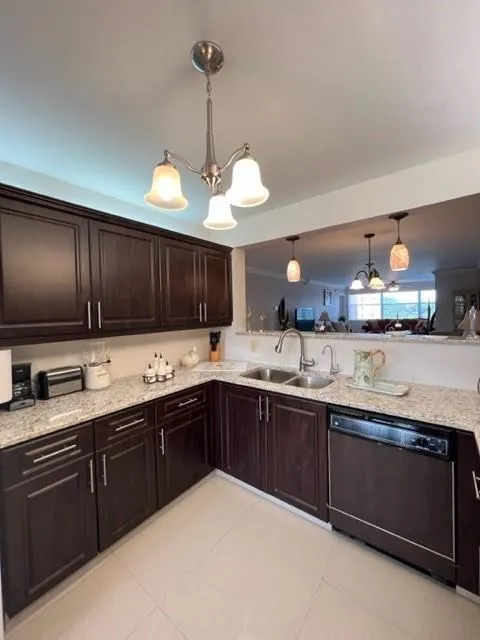 2603 NW 103rd Avenue Sunrise, FL 33322