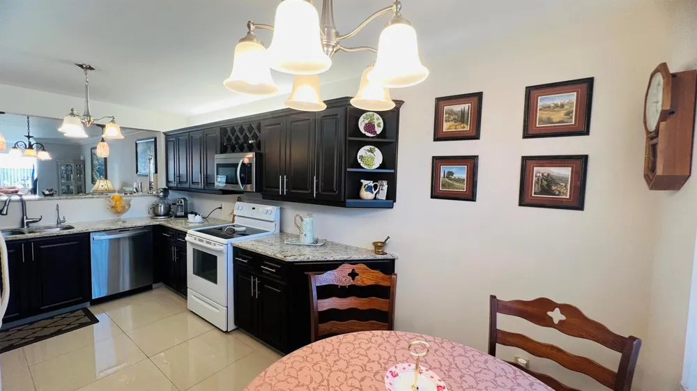 2603 NW 103rd Avenue Sunrise, FL 33322