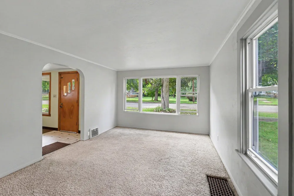1213 Edwards Street Albion, MI 49224