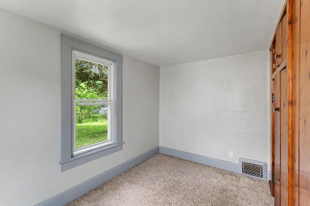 1213 Edwards Street Albion, MI 49224