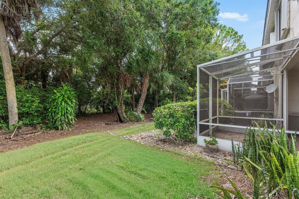 9650 Lago Drive Boynton Beach, FL 33472