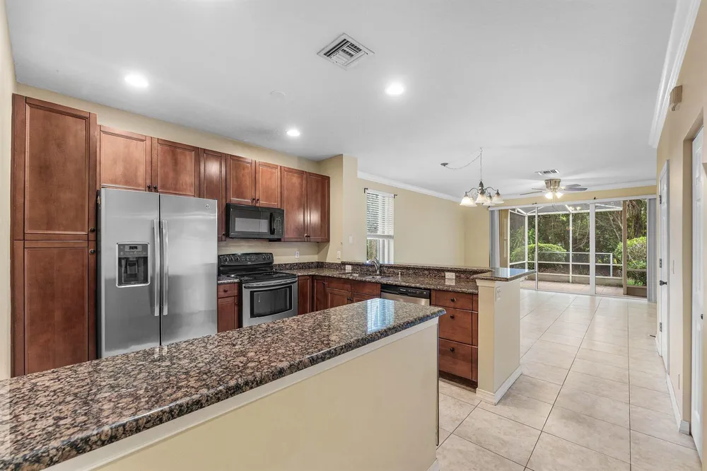 9650 Lago Drive Boynton Beach, FL 33472