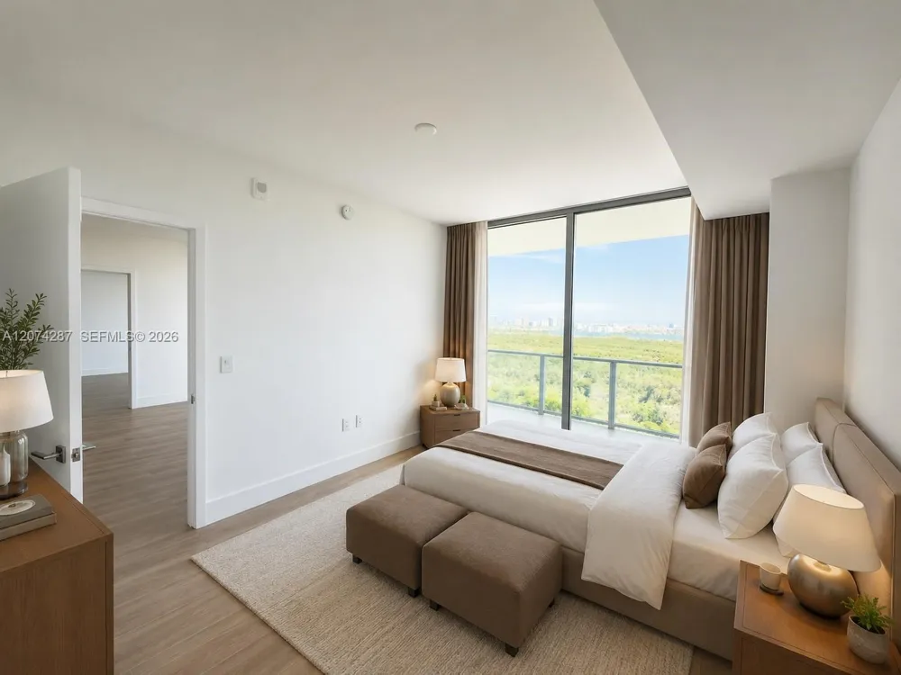 2411 Laguna circle #1503 North Miami, FL 33181