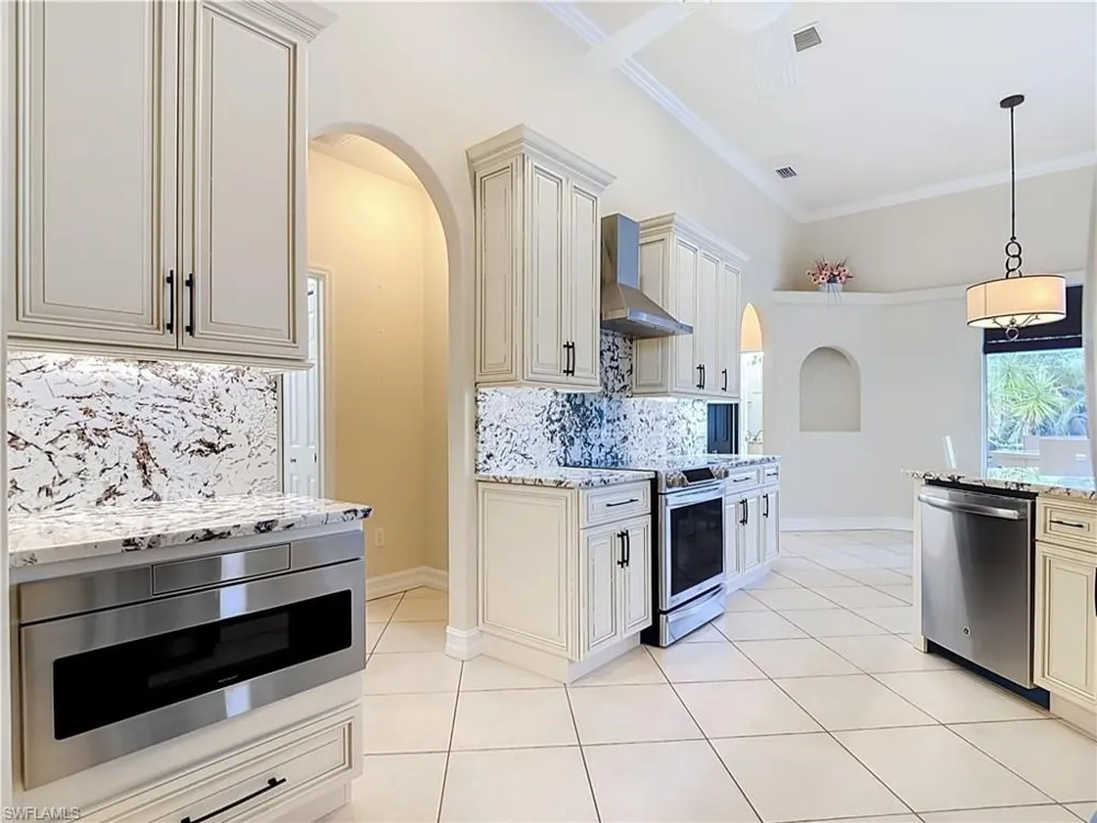 1736 Nuremberg Boulevard Punta Gorda, FL 33983