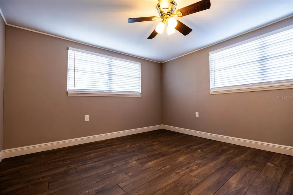 2026 SUNSET LANE Clermont, FL 34711