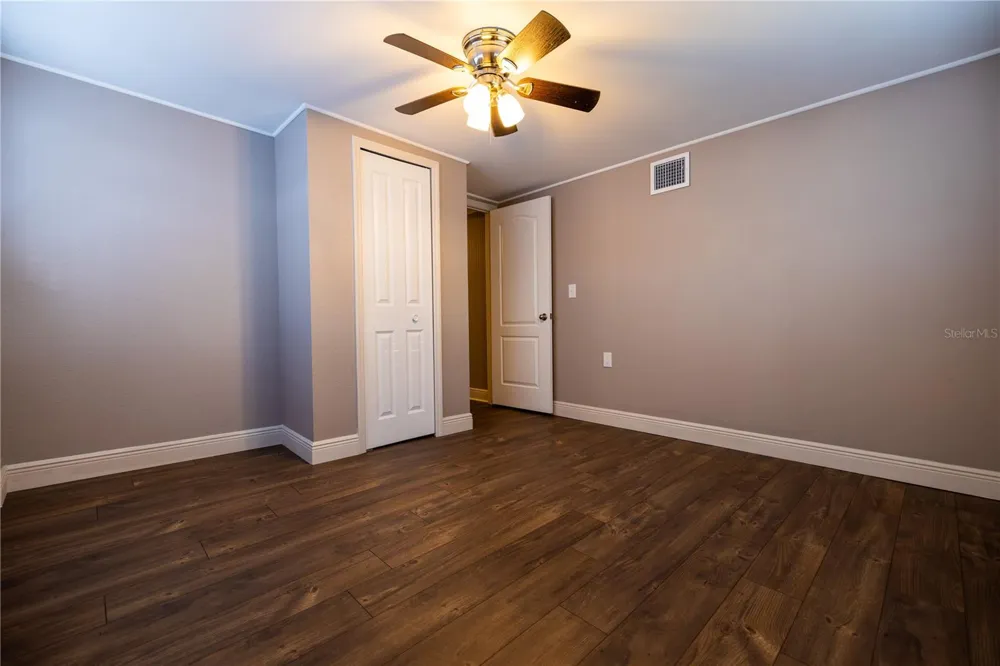 2026 SUNSET LANE Clermont, FL 34711