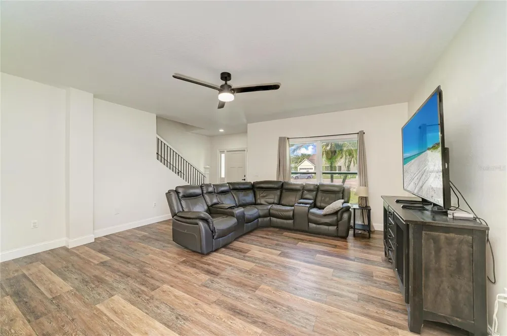 3220 37TH TERRACE E Bradenton, FL 34208