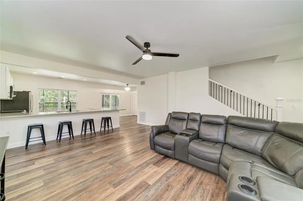 3220 37TH TERRACE E Bradenton, FL 34208