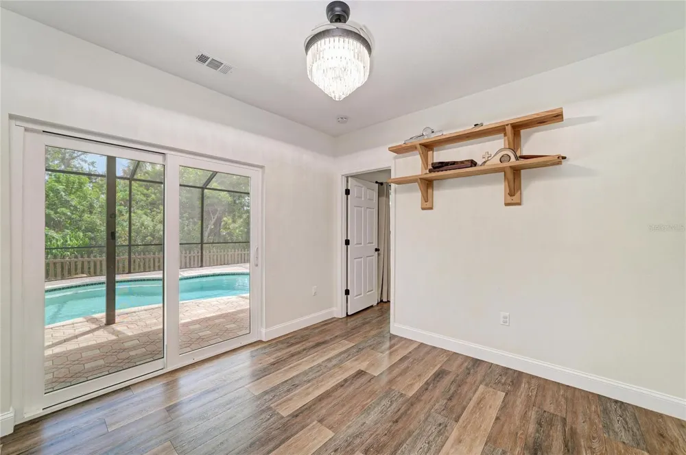 3220 37TH TERRACE E Bradenton, FL 34208