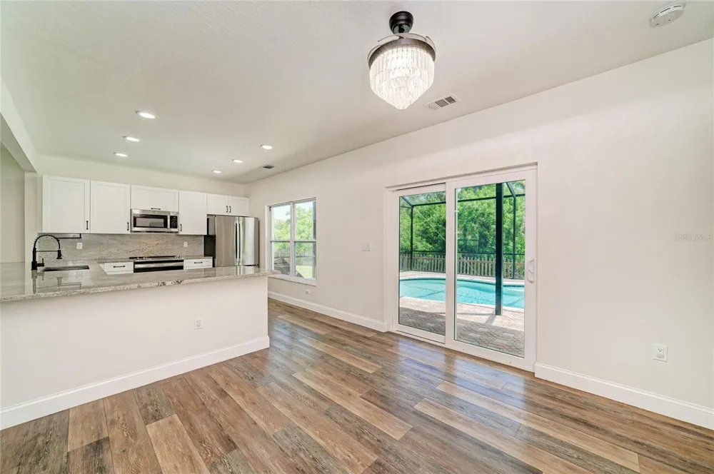 3220 37TH TERRACE E Bradenton, FL 34208