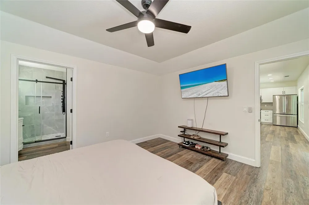 3220 37TH TERRACE E Bradenton, FL 34208