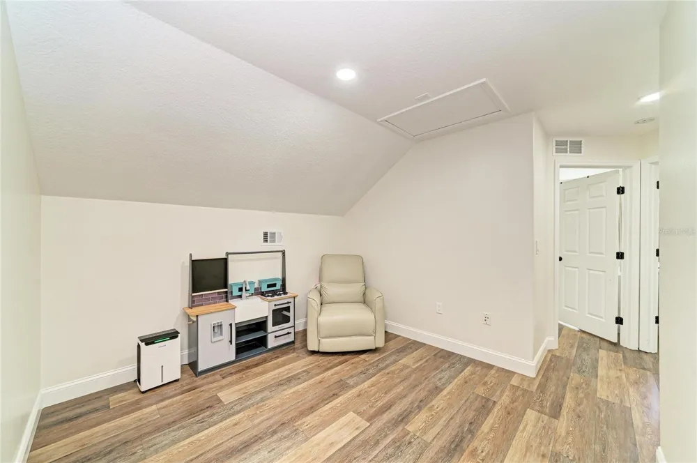 3220 37TH TERRACE E Bradenton, FL 34208