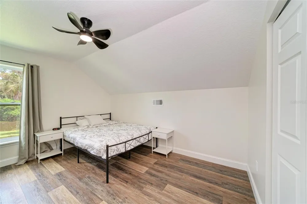 3220 37TH TERRACE E Bradenton, FL 34208