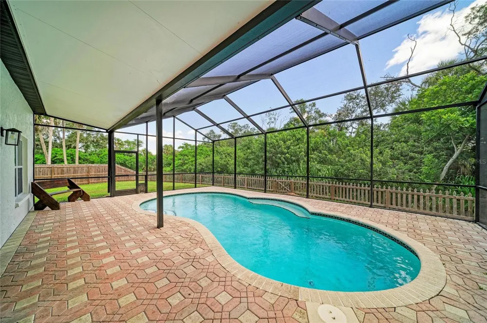 3220 37TH TERRACE E Bradenton, FL 34208