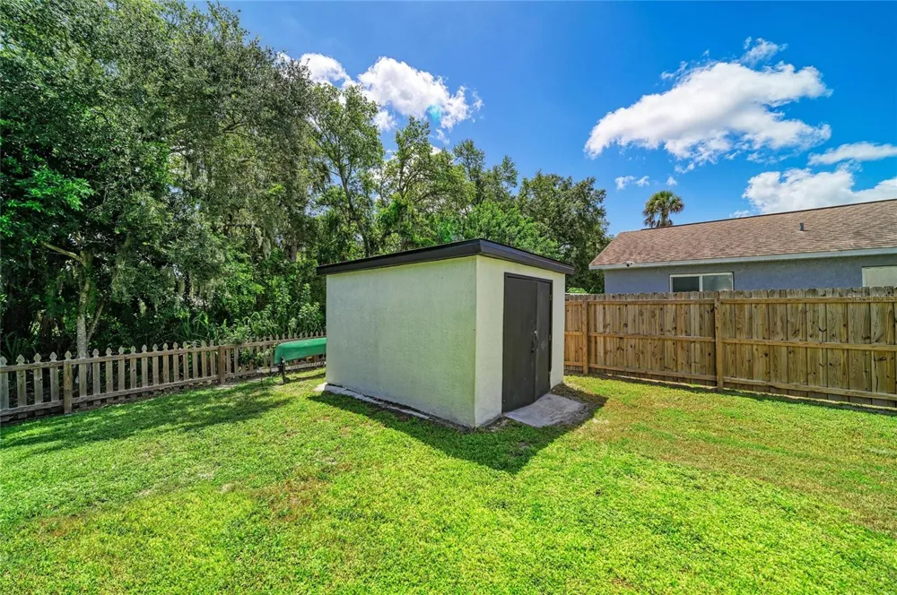 3220 37TH TERRACE E Bradenton, FL 34208