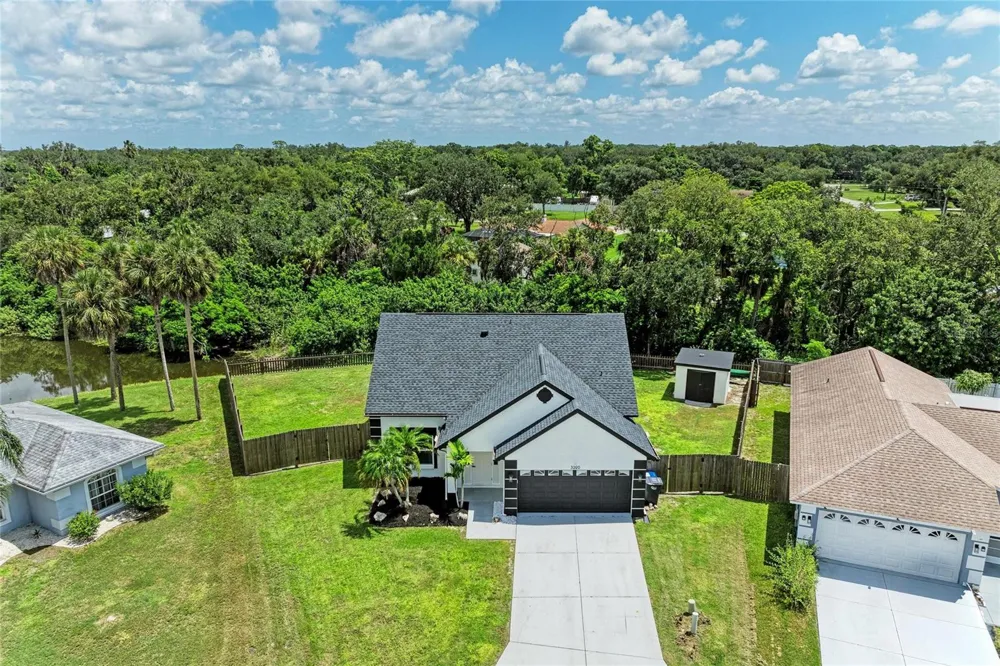 3220 37TH TERRACE E Bradenton, FL 34208