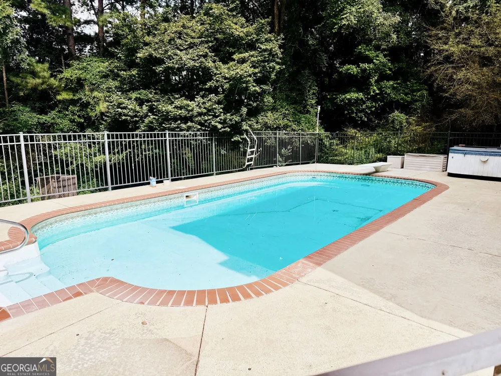 206 Sturbridge DR LaGrange, GA 30240