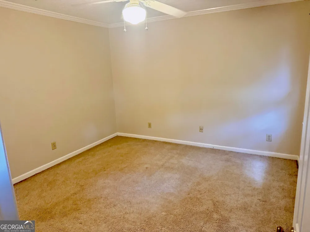 206 Sturbridge DR LaGrange, GA 30240