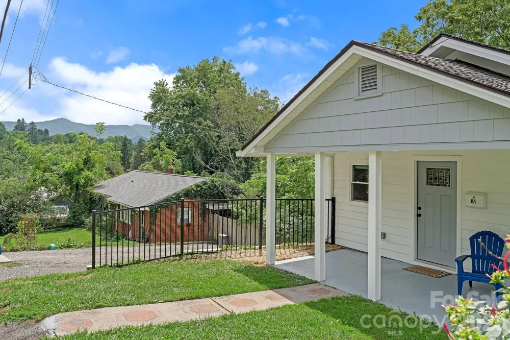 81 Second Street Canton, NC 28716