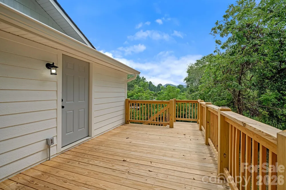 81 Second Street Canton, NC 28716