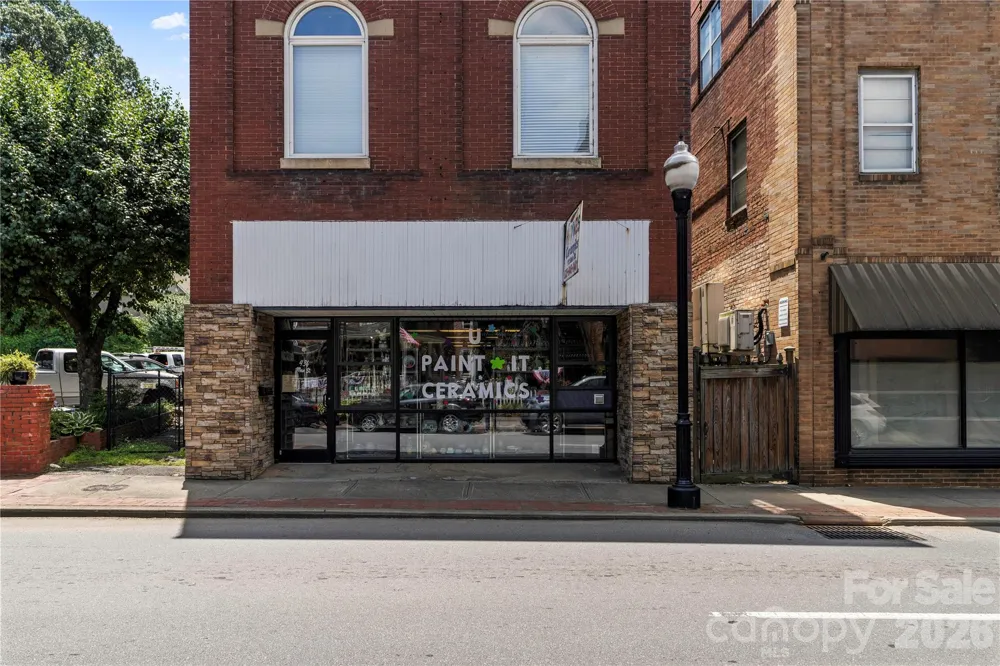 81 Second Street Canton, NC 28716