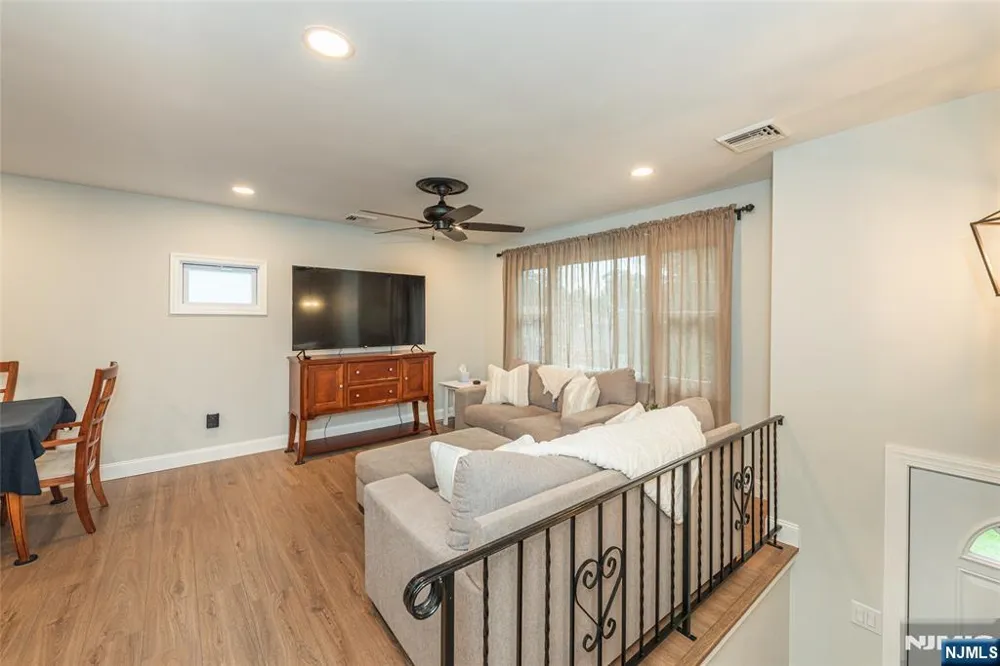115 New York Avenue Jefferson Township, NJ 07849