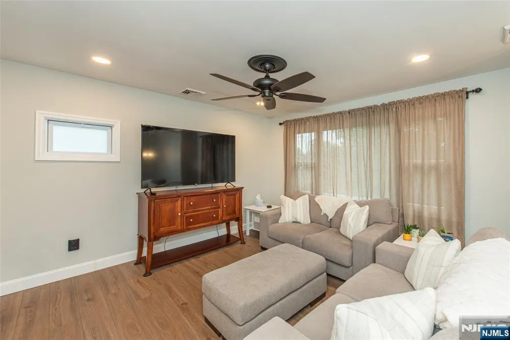 115 New York Avenue Jefferson Township, NJ 07849