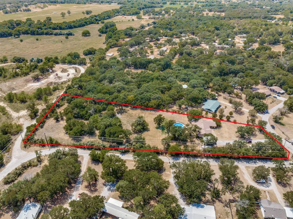 885 Kyle Circle Reno, TX 76020