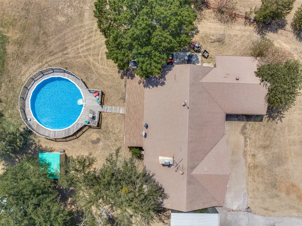 885 Kyle Circle Reno, TX 76020