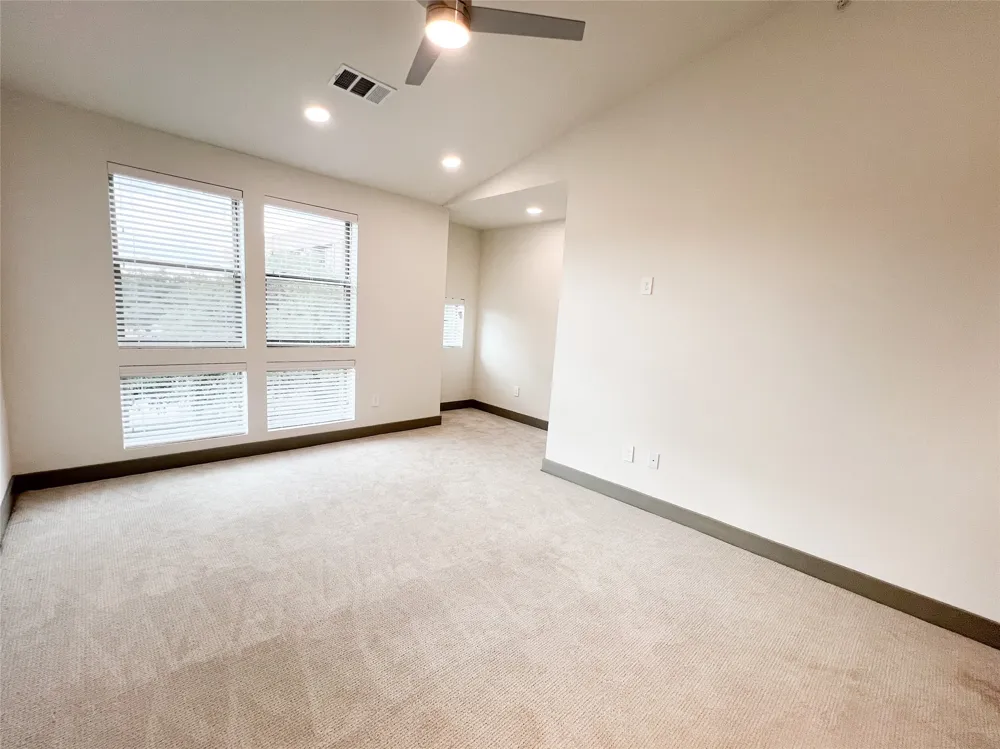 4020 McEwen Road #10114 Farmers Branch, TX 75244