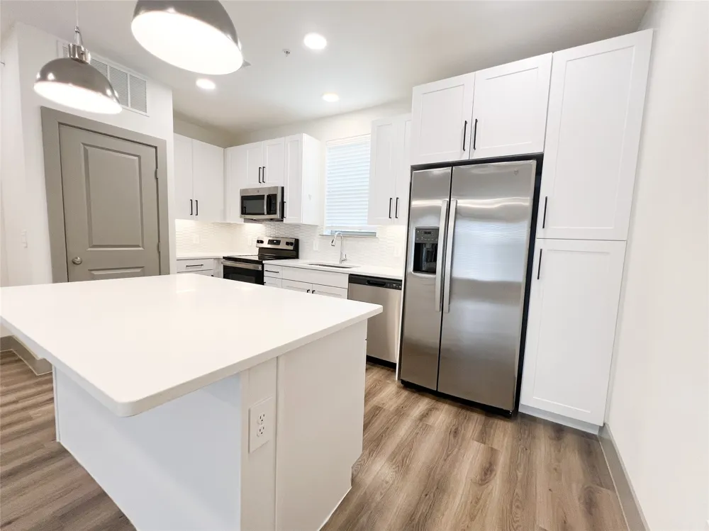 4020 McEwen Road #10114 Farmers Branch, TX 75244