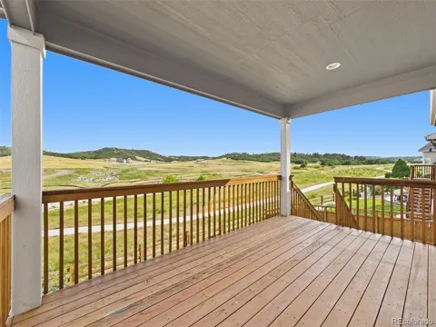 6142 Leilani Lane
