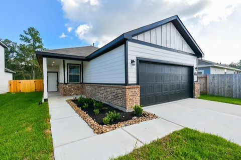 16493 Moss Lane