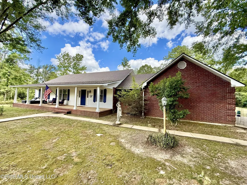 2078 Upton Road Crystal Springs, MS 39059