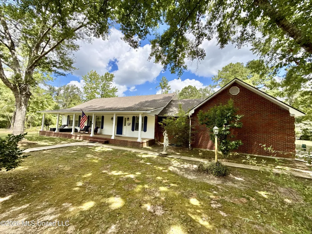 2078 Upton Road Crystal Springs, MS 39059