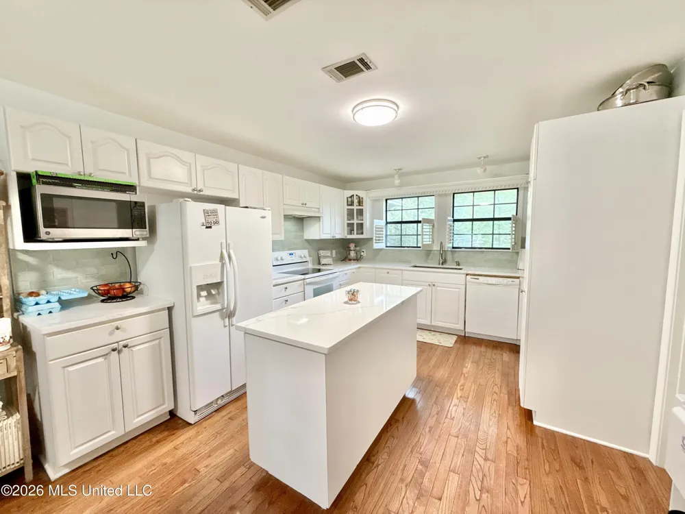 2078 Upton Road Crystal Springs, MS 39059