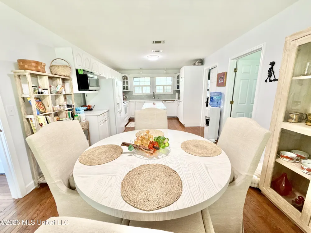 2078 Upton Road Crystal Springs, MS 39059