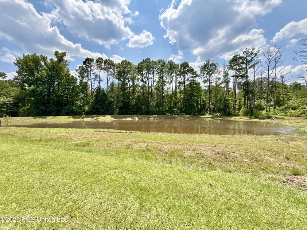 2078 Upton Road Crystal Springs, MS 39059