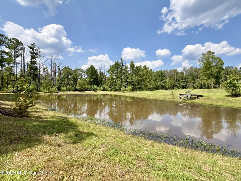2078 Upton Road Crystal Springs, MS 39059