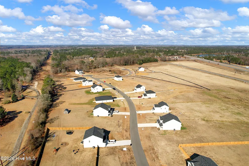 208 Buggy Top Lane Autryville, NC 28318