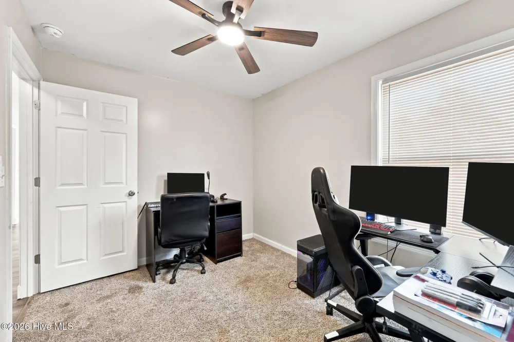 89 Crown Point Road Hubert, NC 28539