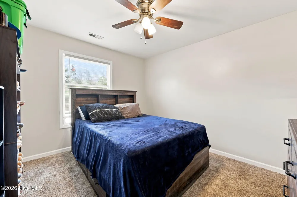 89 Crown Point Road Hubert, NC 28539