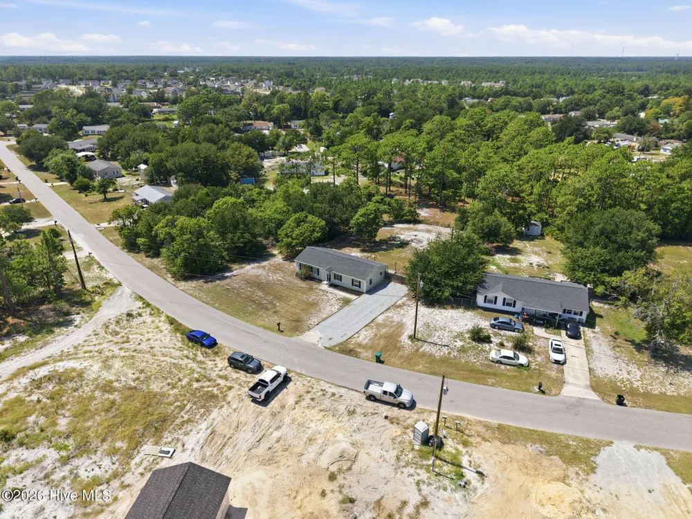 89 Crown Point Road Hubert, NC 28539