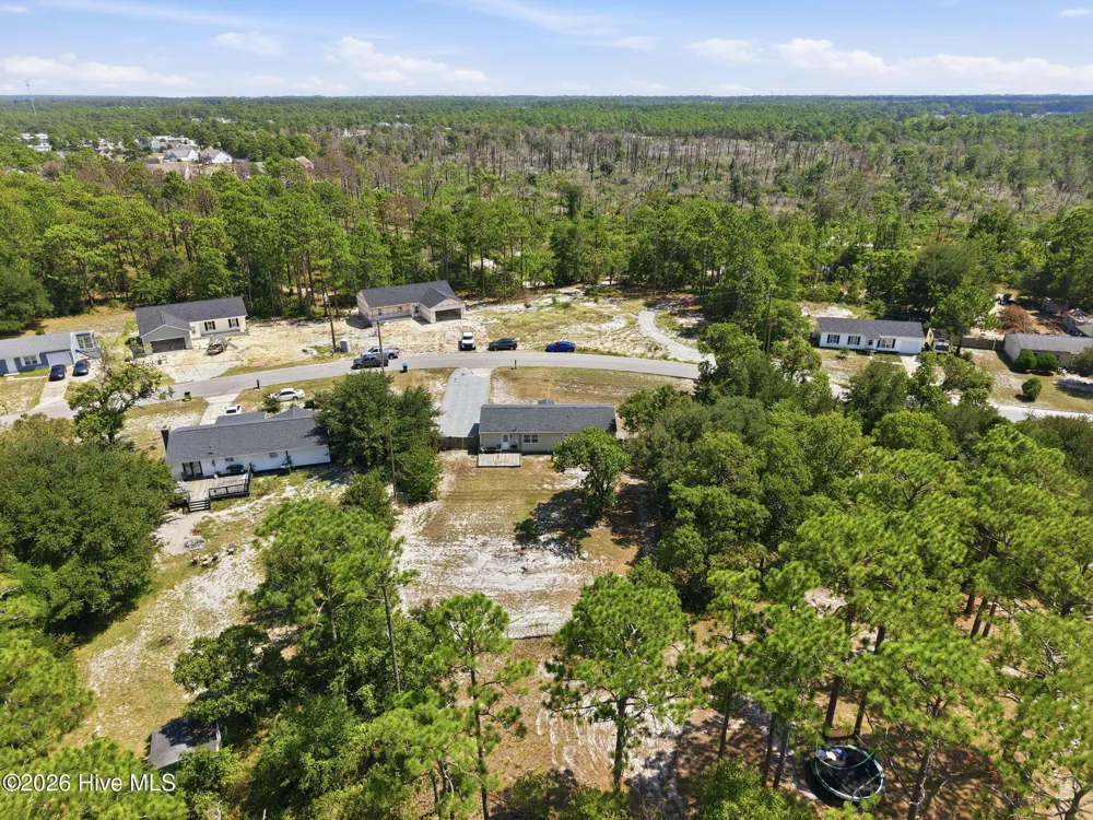 89 Crown Point Road Hubert, NC 28539