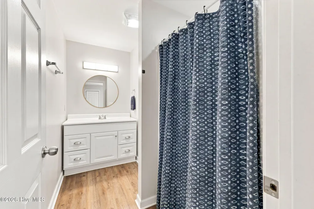 89 Crown Point Road Hubert, NC 28539