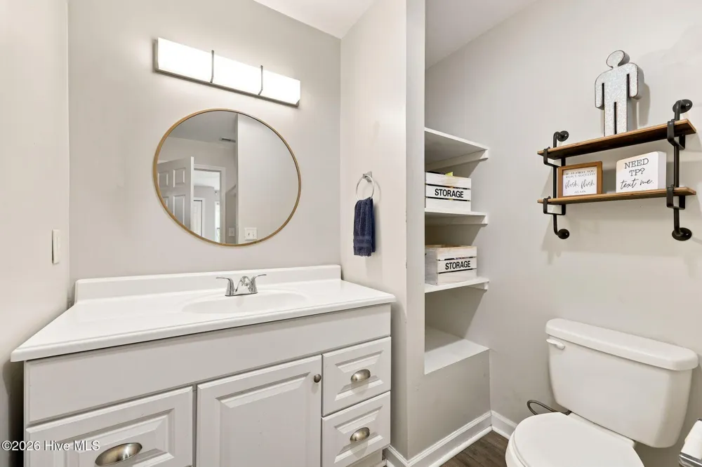 89 Crown Point Road Hubert, NC 28539