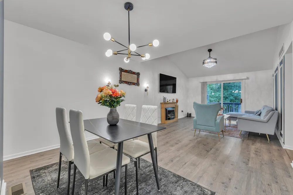 20829 Orchard Lake Road Farmington Hills, MI 48336